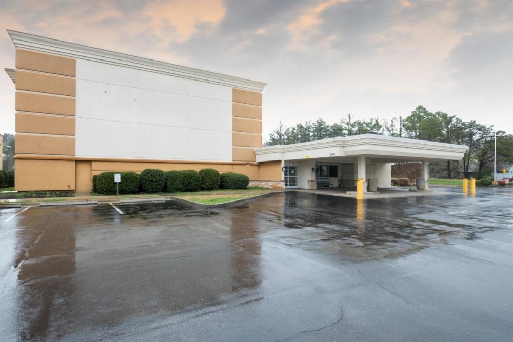 Red Roof Inn Knoxville Central - Papermill Road Image 21