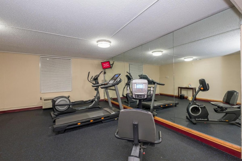 Red Roof Inn Knoxville Central - Papermill Road Image 30